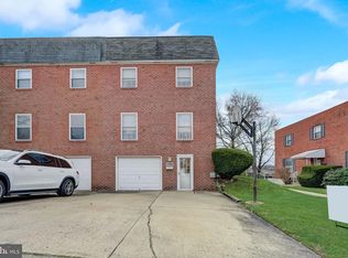 11102 Hendrix St, Philadelphia, PA 19116