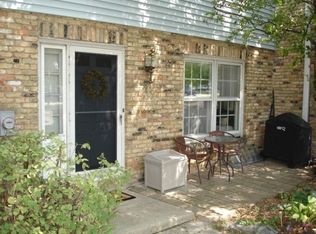 11624 W Bluemound Rd #11624, Wauwatosa, WI 53226