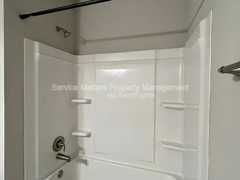 4533 Oak Orchard Cir — Photo 26