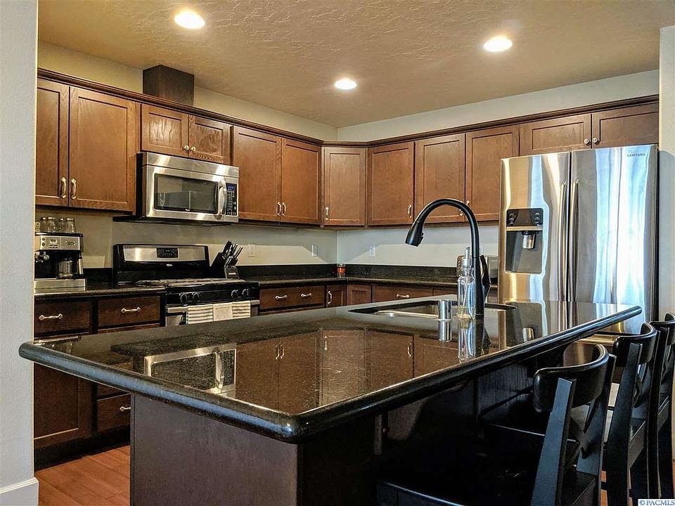 1st image of 5711 Belmont Dr