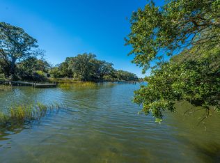 1719 Carlisle Rd, Charleston, SC 29412