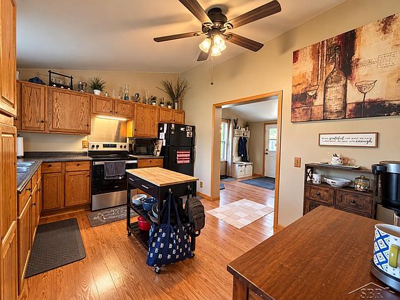 5th image of 217 Arbury Pl