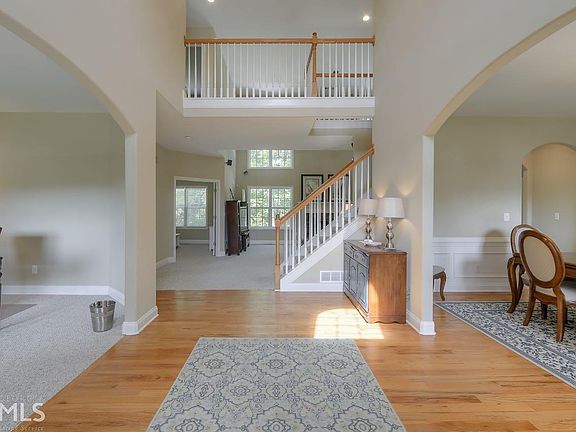5th image of 8360 Mossybrook Ln
