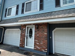 94 Cynthia Ln APT B5, Middletown, CT 06457