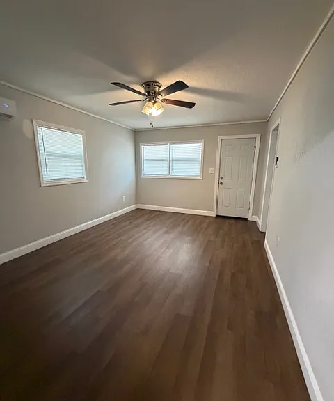 37802 Whitehouse Ave #37802 — Photo 3