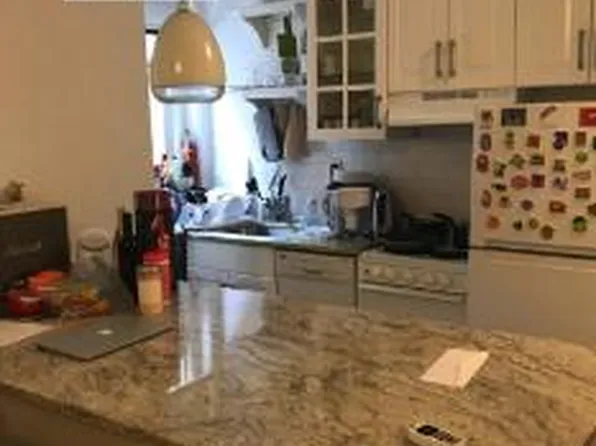 467 Park Dr #15, Boston, MA 02215