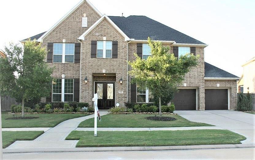 1st image of 28206 Island Manor Ln