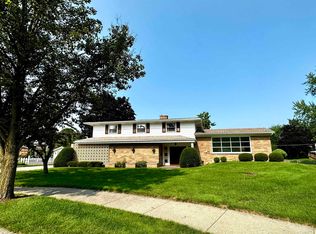 6 Parkview Ct, Frankenmuth, MI 48734