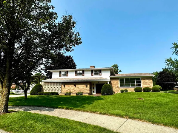 6 Parkview Ct, Frankenmuth, MI 48734