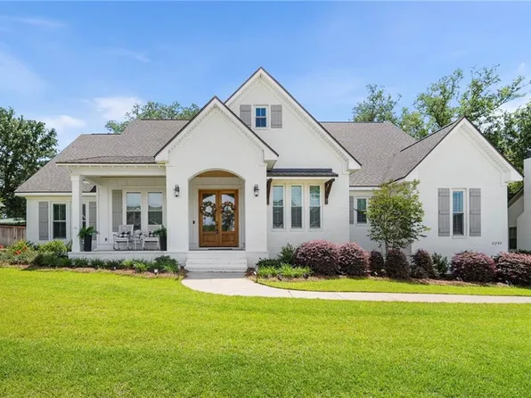 21702 Pillars St, Fairhope, AL 36532