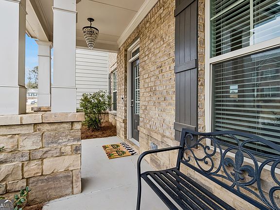 3rd image of 4417 Chestnut Oak Way SW