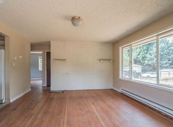 2nd image of 4108 E 15th St