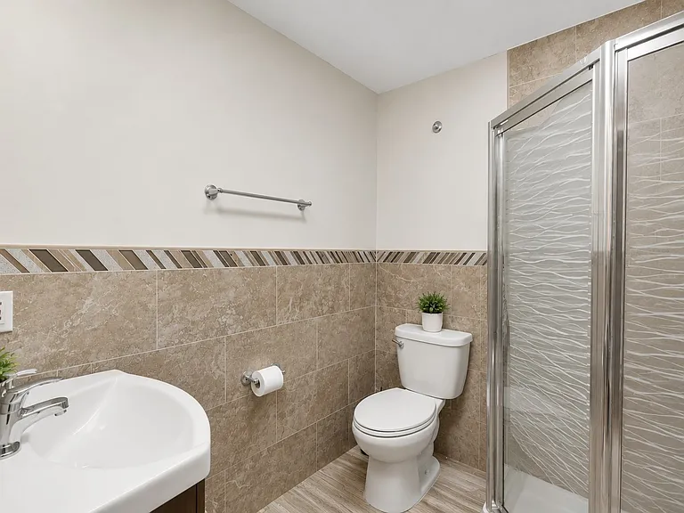 524 Harrison Ave #3 — Photo 25