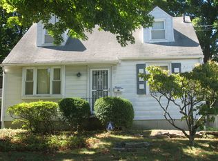 14 Cantitoe Rd, Yonkers, NY 10710