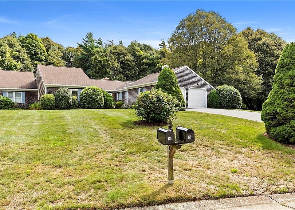 1st image of 27 Cornell Dr
