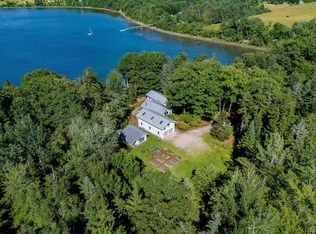 27 Cassatt Rd, Brooksville, ME 04617