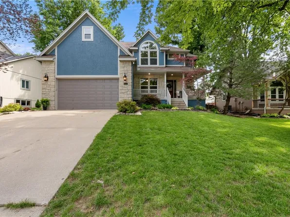 15809 E 77th Pl, Kansas City, MO 64139