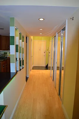 Sold by Manhattan Residential Group | media 22