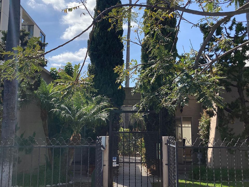 1st image of 3772 Park Blvd #2