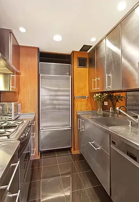 Sold by ROOM Real Estate | media 5