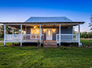 1006 Buch Ln, Cuero, TX 77954