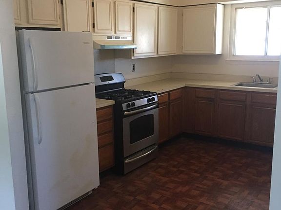 4th image of 2210 Story Ave #2