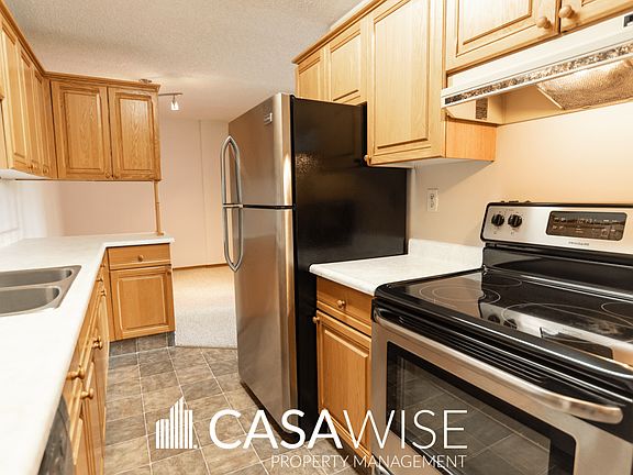 4th image of 10033 89th Ave NW #403