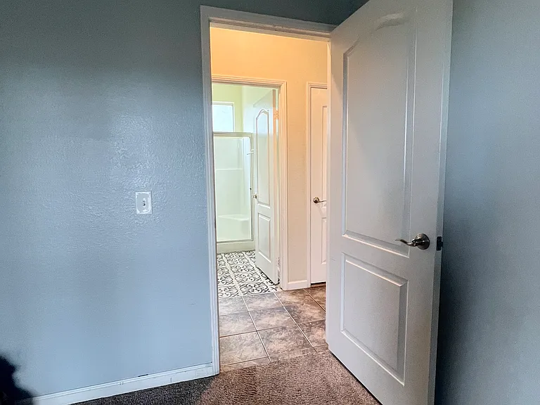 4801 Cardiff Bay Dr — Photo 7