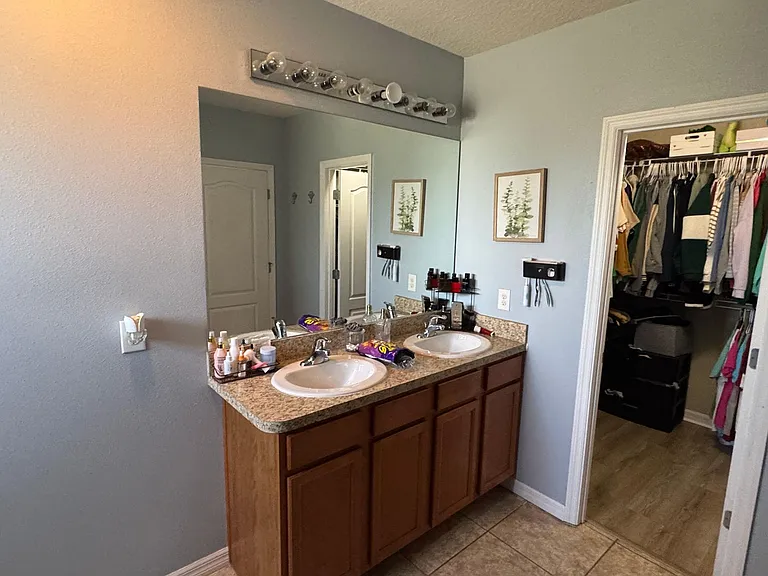 817 Ashentree Dr — Photo 21