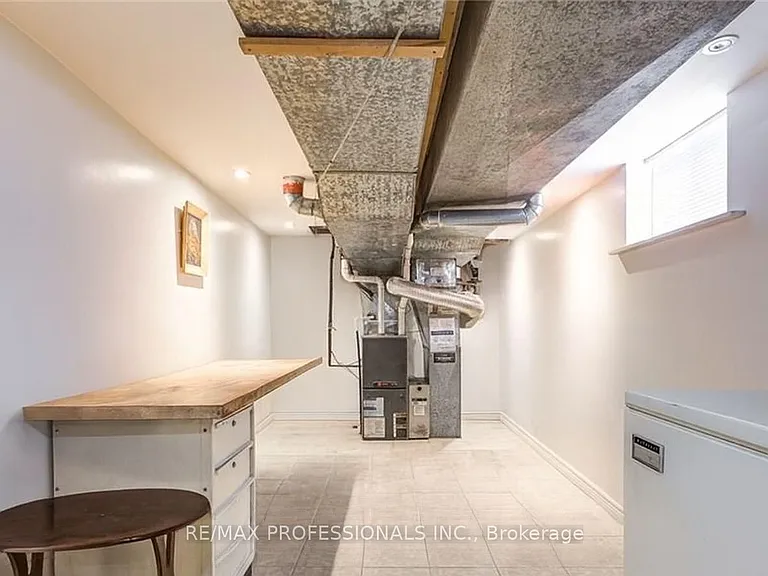 183 Elmhurst Dr #BASEMENT — Photo 10