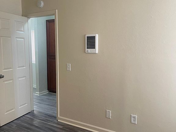 2nd image of 3622 42nd St APT 1