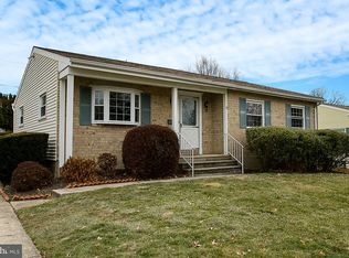 1416 Harberson Rd, Catonsville, MD 21228