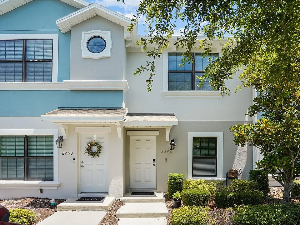 2240 Trillium Park Ln