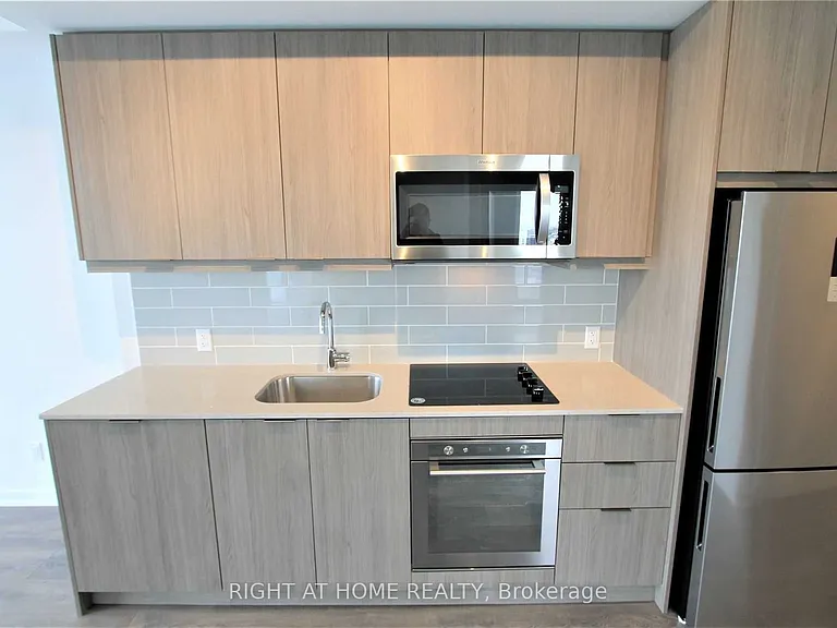 38 Forest Manor Rd #1702 — Photo 13