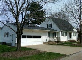 251 E Marion St, Doylestown, OH 44230