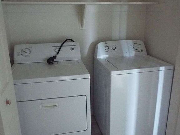 4th image of 725 Starlite Dr Unit C