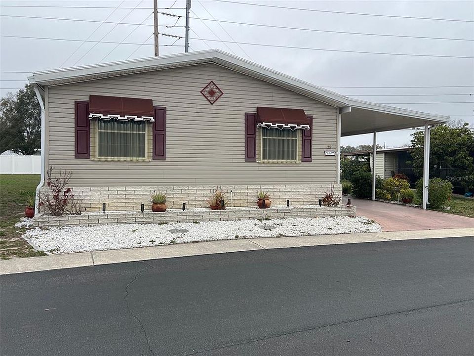 1st image of 28 Pindo Palm St W