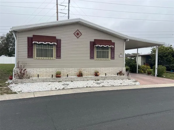 28 Pindo Palm St W, Largo, FL 33770