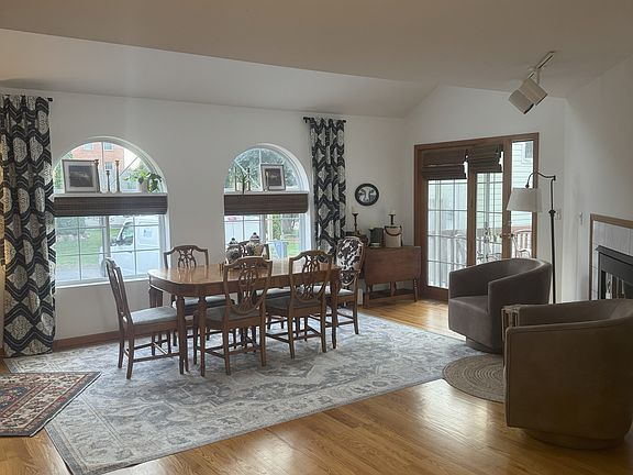 3rd image of 131 S Evergreen Ave #131