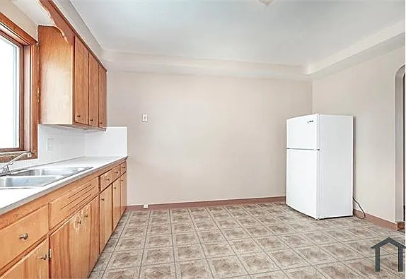 4633 Warner Rd #UP — Photo 6