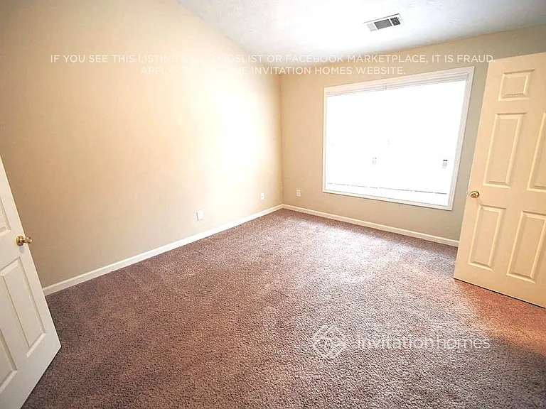 1221 Pine Acre Dr — Photo 4