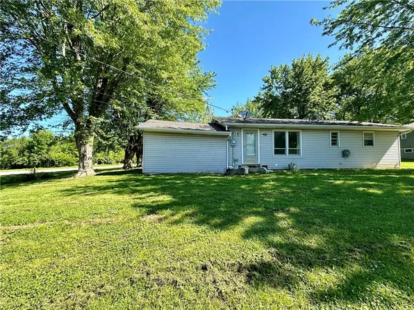 19707 N Raum Rd, Lawson, MO 64062