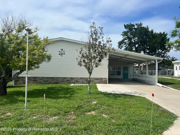 9237 Salisbury Dr, Brooksville, FL 34613