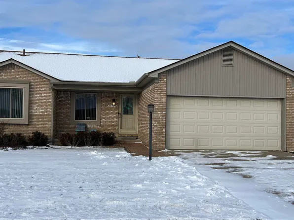 25725 Rose St, Chesterfield, MI 48051