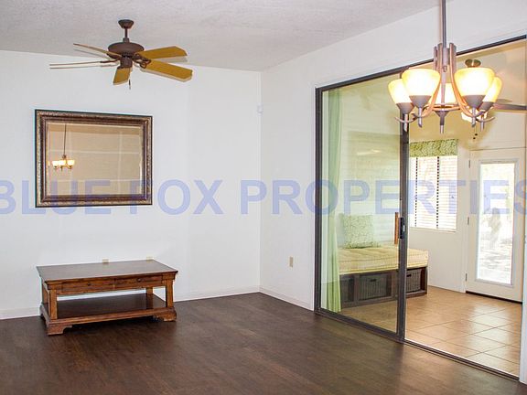 3rd image of 1754 W Dalehaven Cir