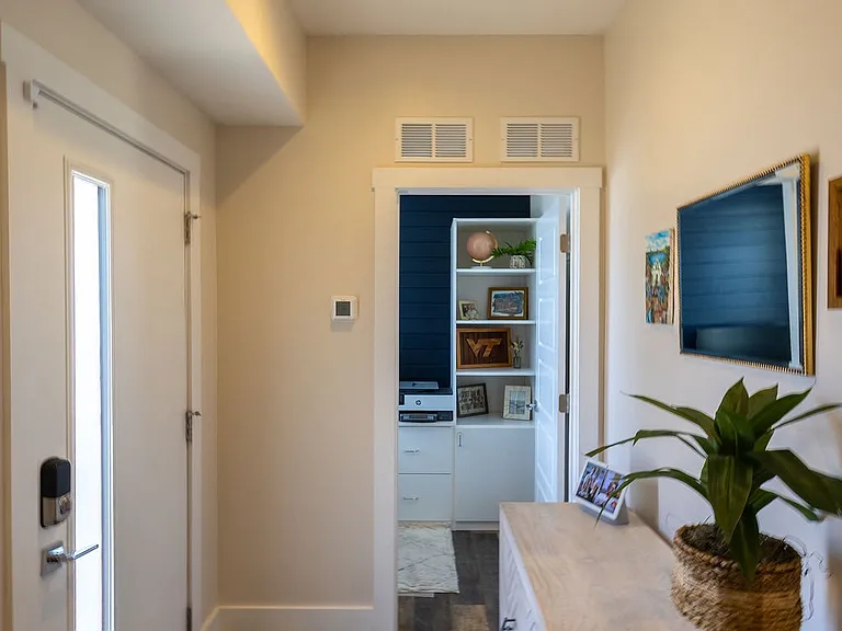 2325 Central Ave — Photo 9
