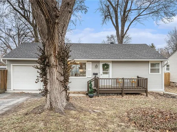 6400 W 82nd St, Overland Park, KS 66204