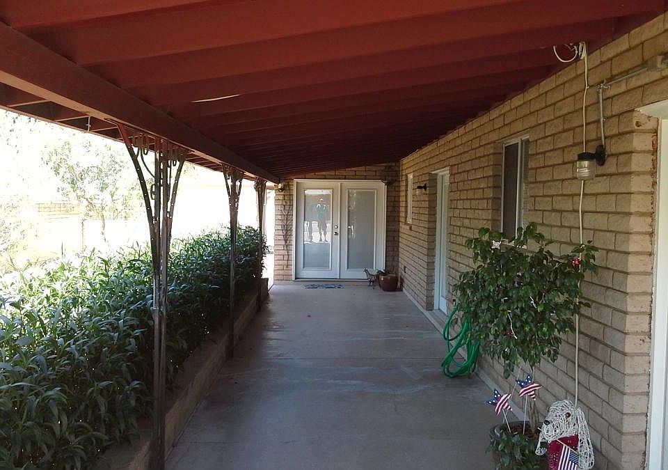 front veranda entrance