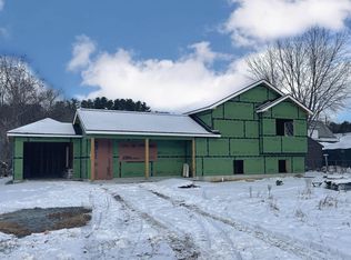 81 Washington St, Littleton, NH 03561