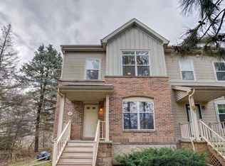 2896 S Seminole Hwy APT 12, Fitchburg, WI 53711